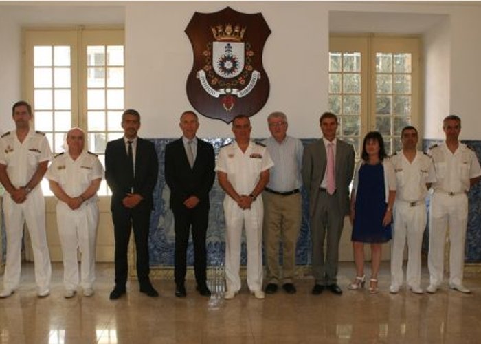 20150715 IH recebe Diretor geral Hidrografico Oceanografico Marinha Francesa