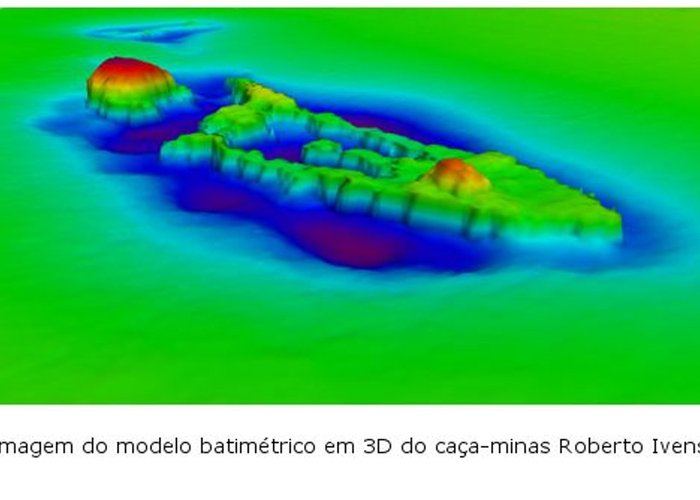 20160323 IH realiza levantamento hidrografico referenciacao destrocos minas Roberto Ivens 