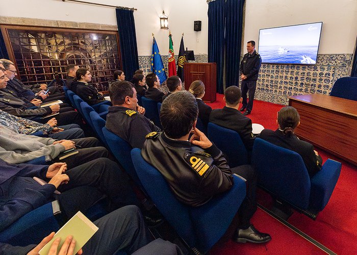 Chief of the Romanian Naval Forces Visits the Hydrographic Institute