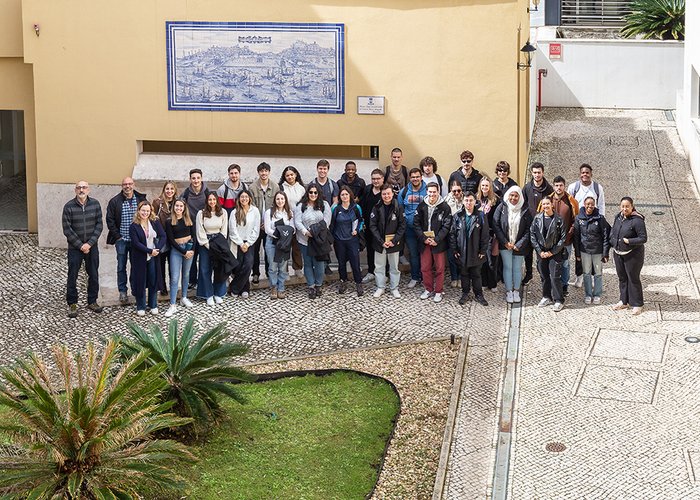 Alunos da Universidade de Coimbra visitam o Instituto Hidrográfico