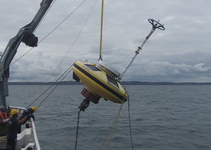 Boias multiparamétricas da Nazaré prontas para as grandes ondas