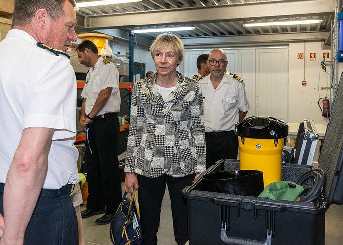 Embaixadora da Noruega Visita o Instituto Hidrográfico