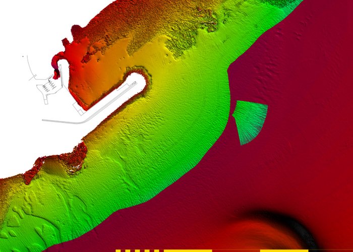 Modelo batimétrico do Porto das Lajes das Flores com 50 cm de resolução