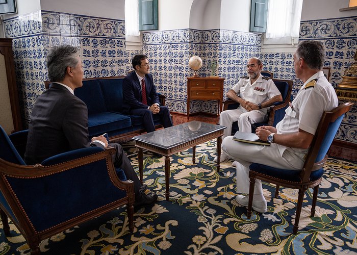 O Instituto Hidrográfico recebe a visita do Embaixador da República da Coreia em Portugal