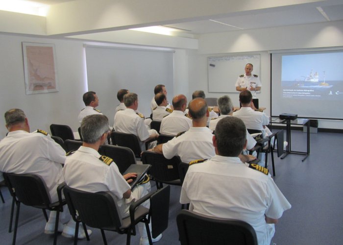 Visita Auditores do Curso de Promoção a Oficial General BH