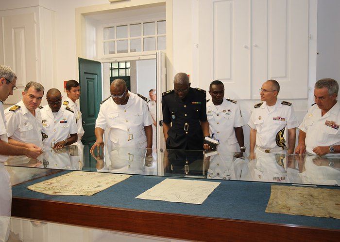 Visita ao IH do Estado-Maior da Marinha Nacional da Costa do Marfim.