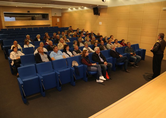 Visita da Universidade Sénior de S. Brás de Alportel ao Instituto Hidrográfico