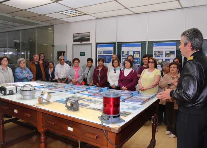 Visita da Universidade Sénior de S. Brás de Alportel ao Instituto Hidrográfico